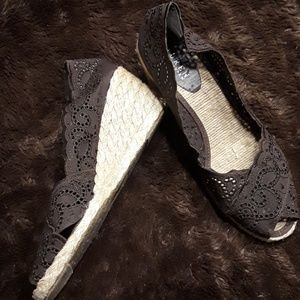 Womens"Lauren" By Ralph Lauren Wedges SZ 9 1/2